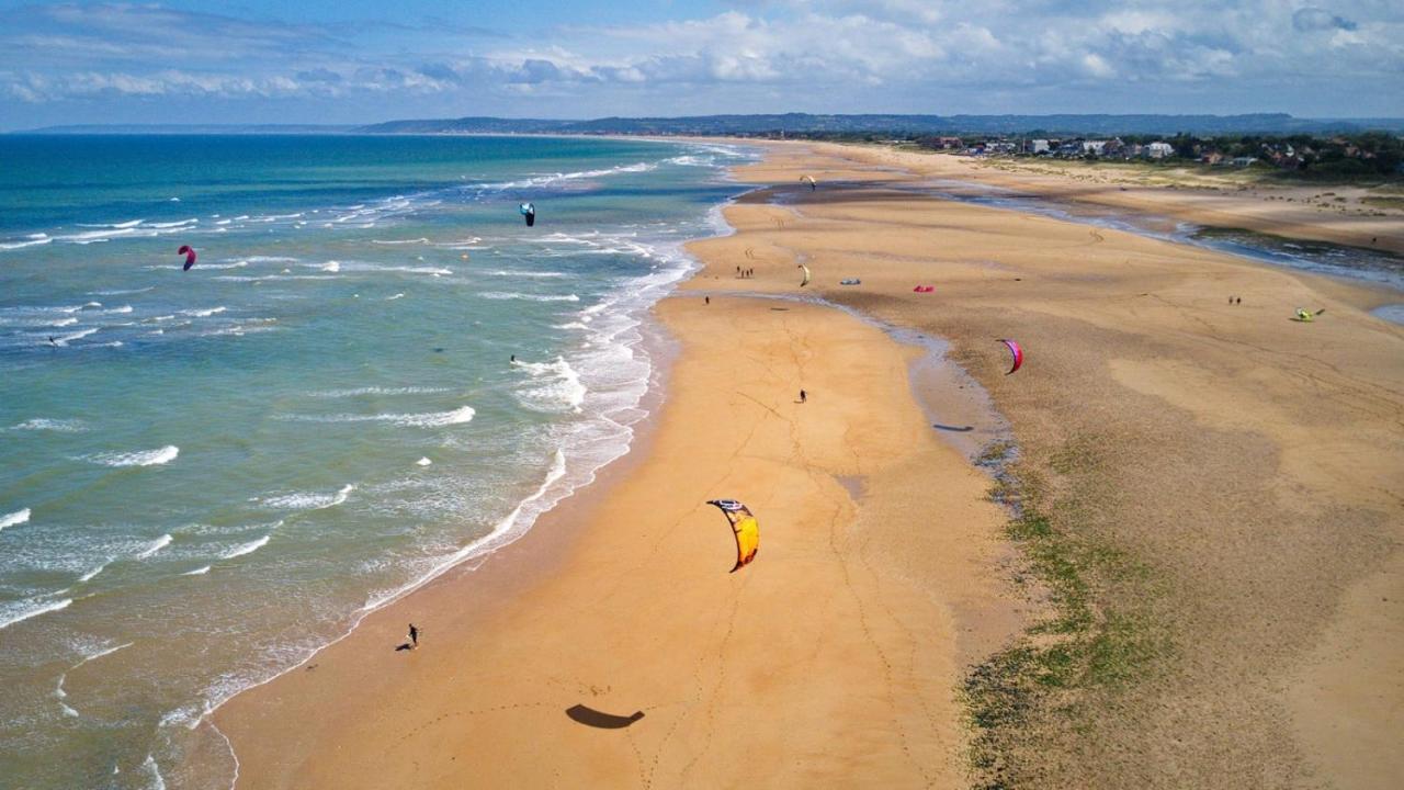 Cottage A 2 Mn A Pied De La Mer Merville-Franceville-Plage Esterno foto